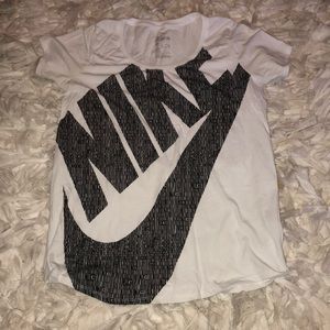 Nike Tee
